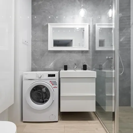 Blisko Morza, 47m Kw. Dwa Niezalezne Pokoje. * グダニスク