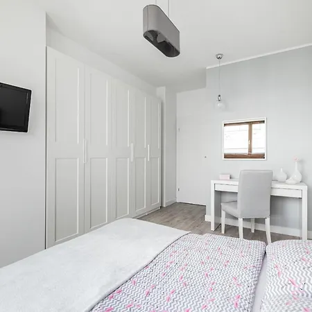 アパート Blisko Morza, 47m Kw. Dwa Niezalezne Pokoje. *