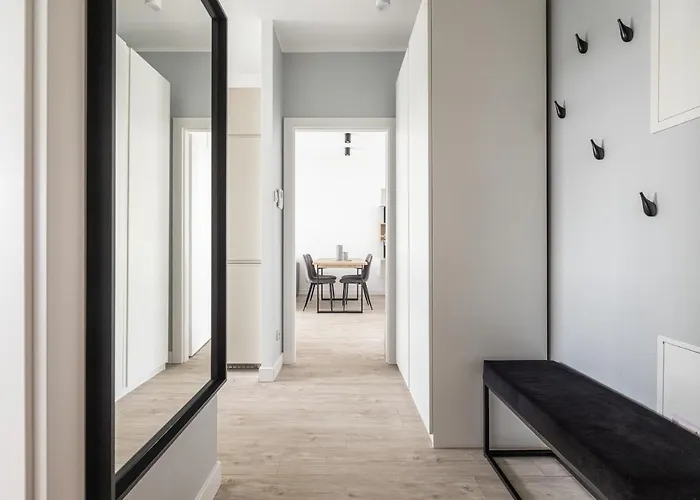 Blisko Morza, 47m Kw. Dwa Niezalezne Pokoje. *