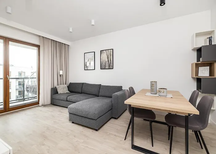 Blisko Morza, 47m Kw. Dwa Niezalezne Pokoje.