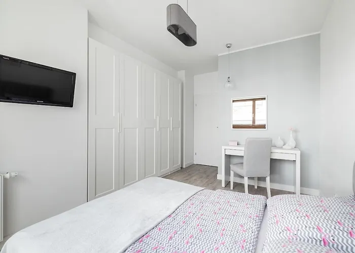 Apartamento Blisko Morza, 47m Kw. Dwa Niezalezne Pokoje. *